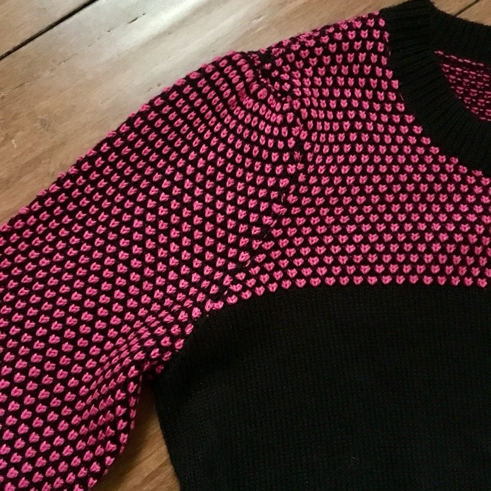 I ❤️ Ronson Heart Print Sweater - Picture 2 of 5
